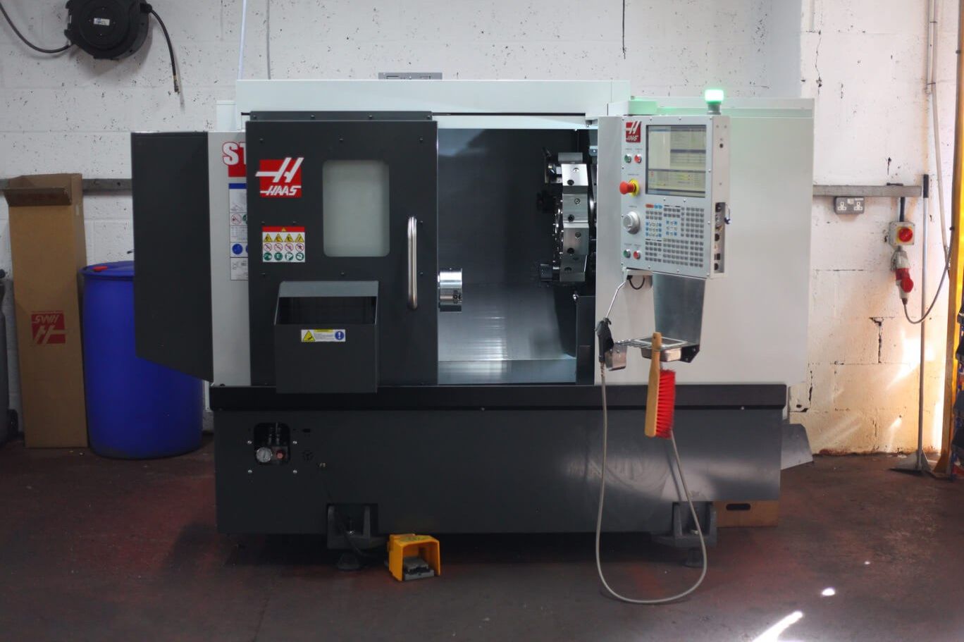 Lathe machine