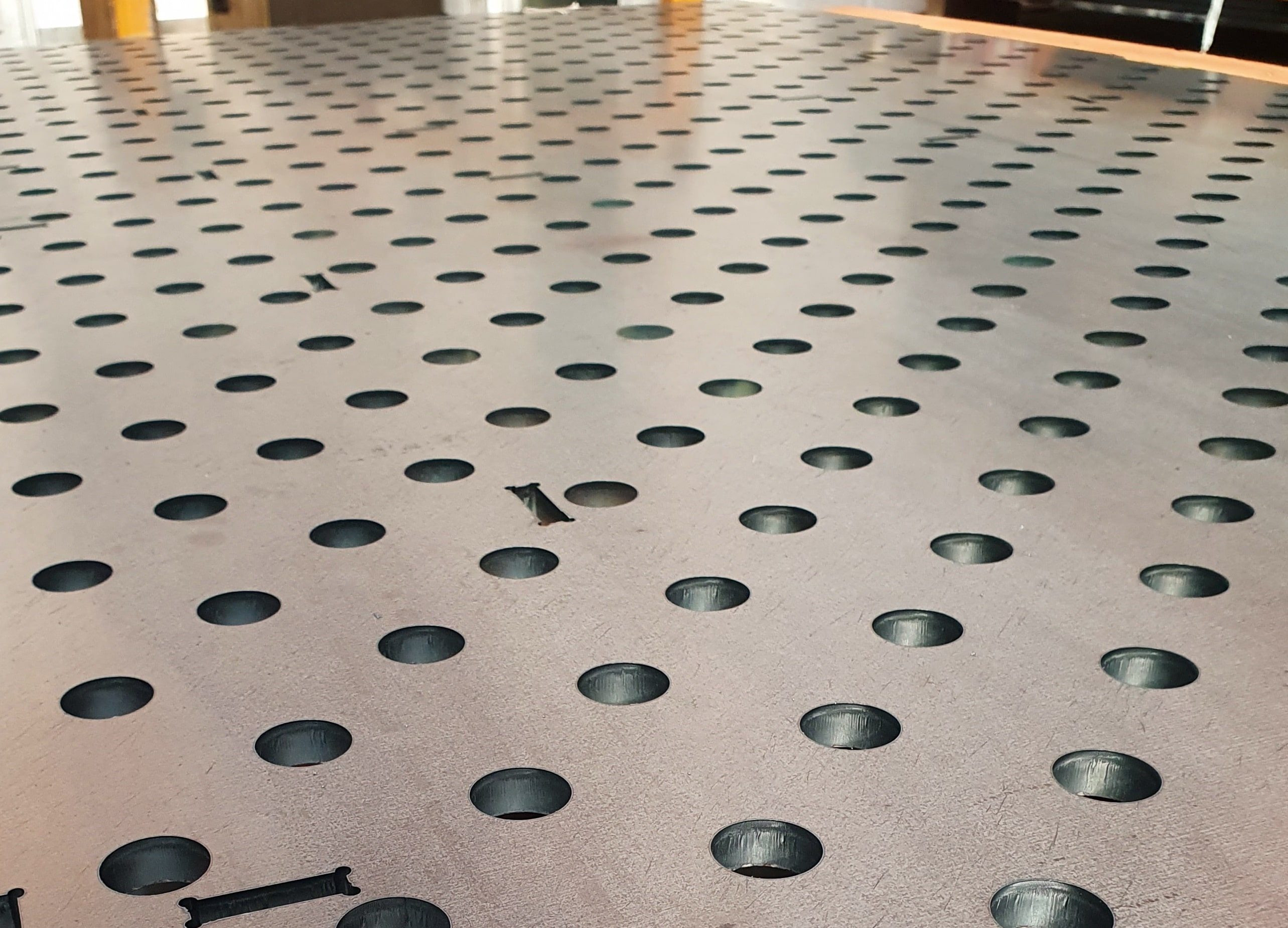 Laser cutting stainless steel